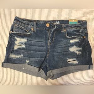 Aeropostale denim ripped women’s shorts… Medium wash…size 8